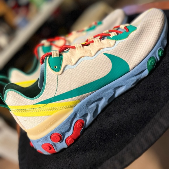 2019 Nike React Element 55: Guava Ice Vast Grey Lucid Green - Picture 2 of 10